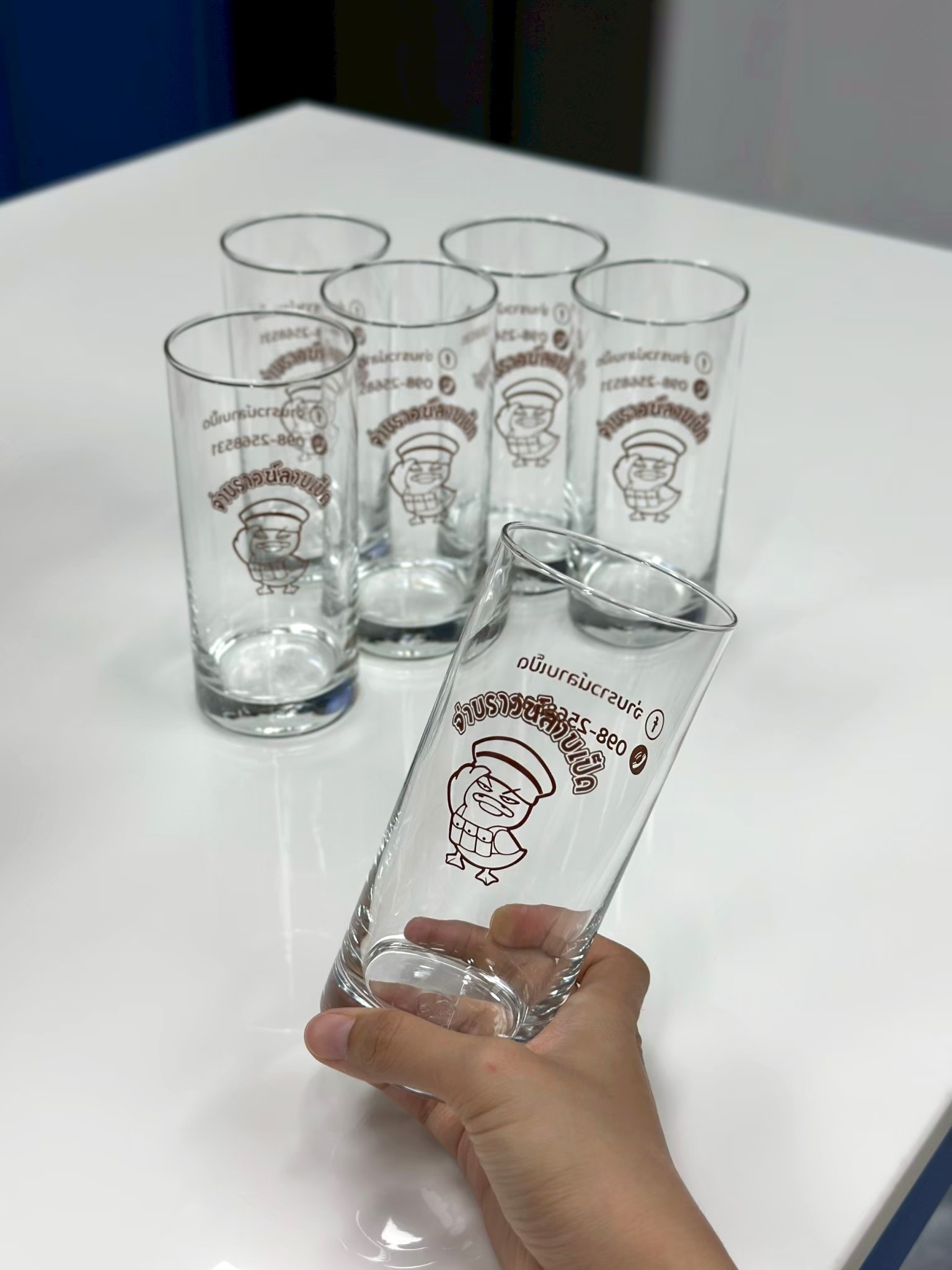 ผลงาน แก้วแตกพิมพ์โลโก้