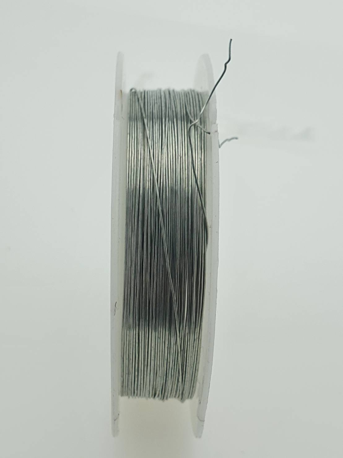 ลวดอลูมิเนียมขนาด 0.3 มิลลิเมตร สำหรับทำเครื่องประดับ ความยาว 10 เมตร