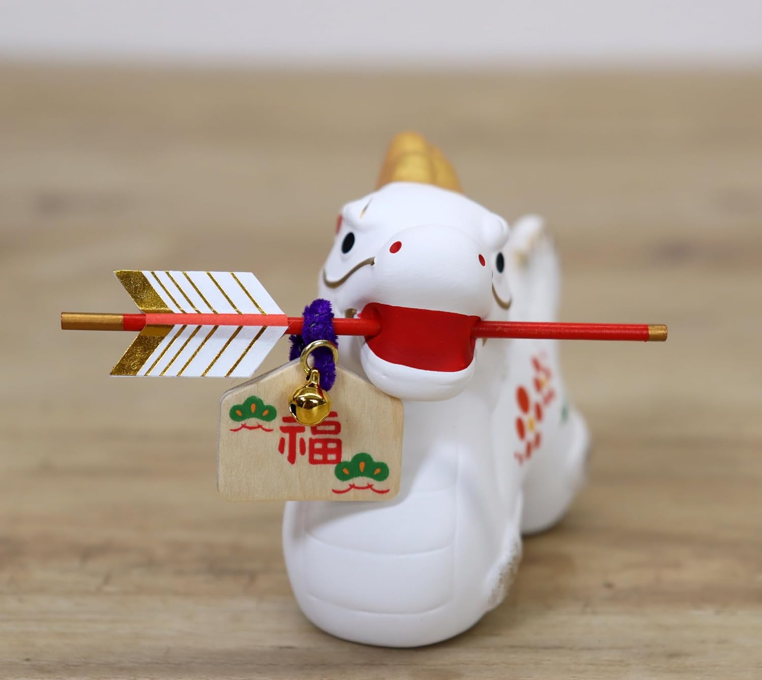 [PRE-ORDER] มังกรขาว คาบธนู แห่งความสำเร็จ ของมงคลญี่ปุ่น ฮวงจุ้ยโต๊ะทำงาน เสริมโชคลาภ ปีมังกร นำเข้าจากญี่ปุ่น Dragon Zodiac 2024