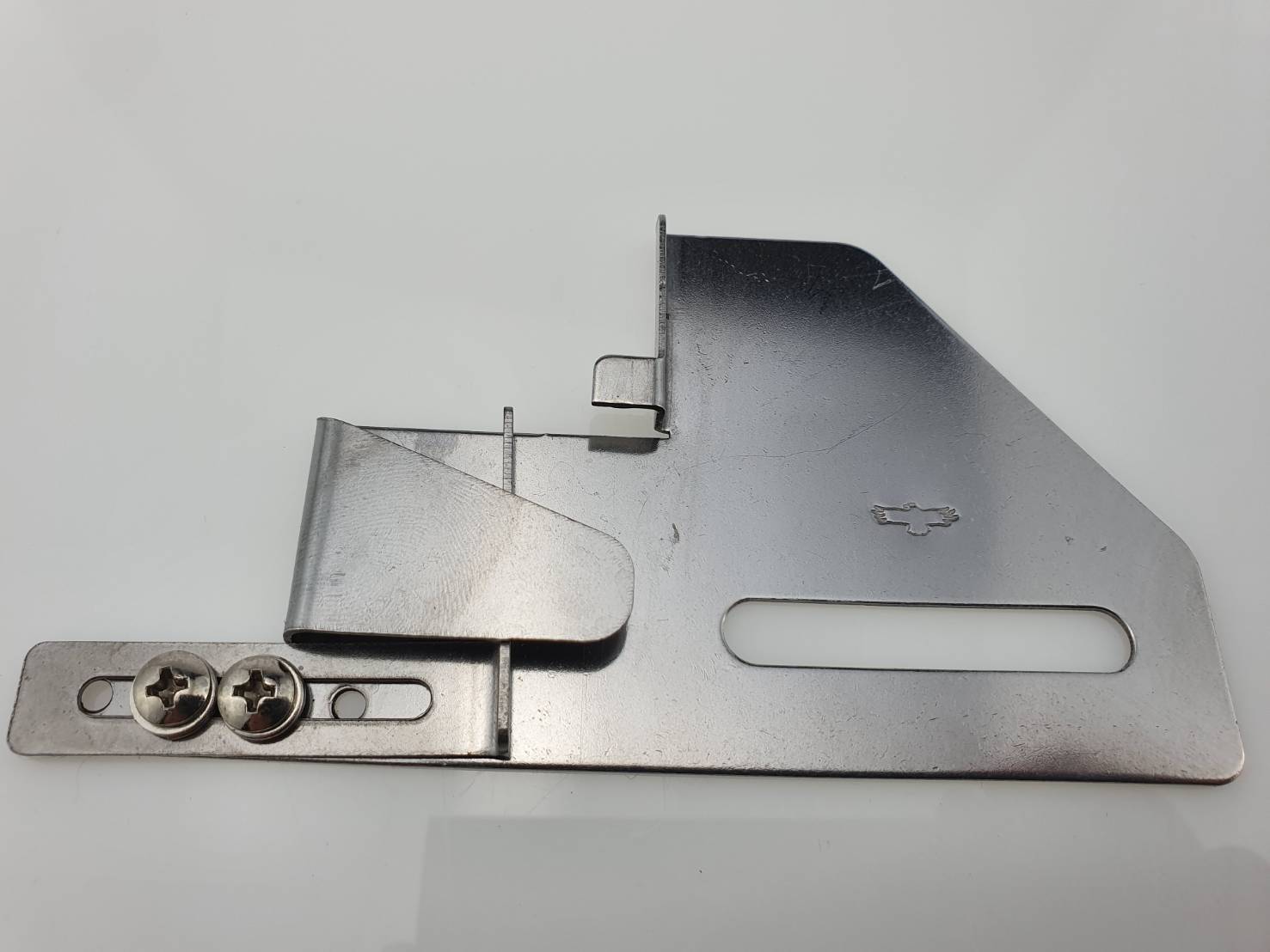 ซองพับชายปรับขนาดได้สำหรับจักรลาพื้นเรียบ ติดตั้งง่ายได้งานมาตรฐาน ลดเวลาการทำงานลงได้มาก