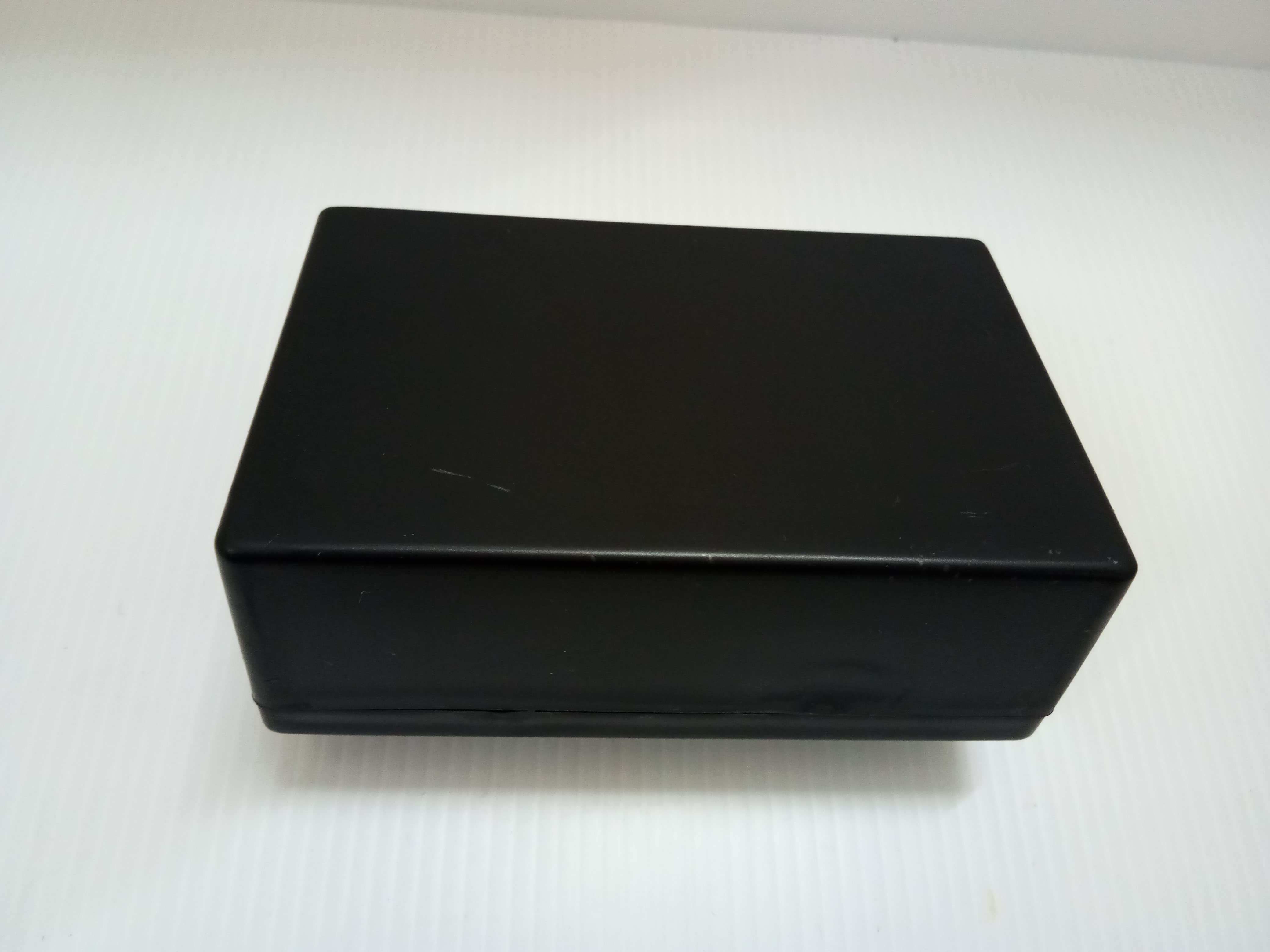 กล่อง 102x69x38 mm