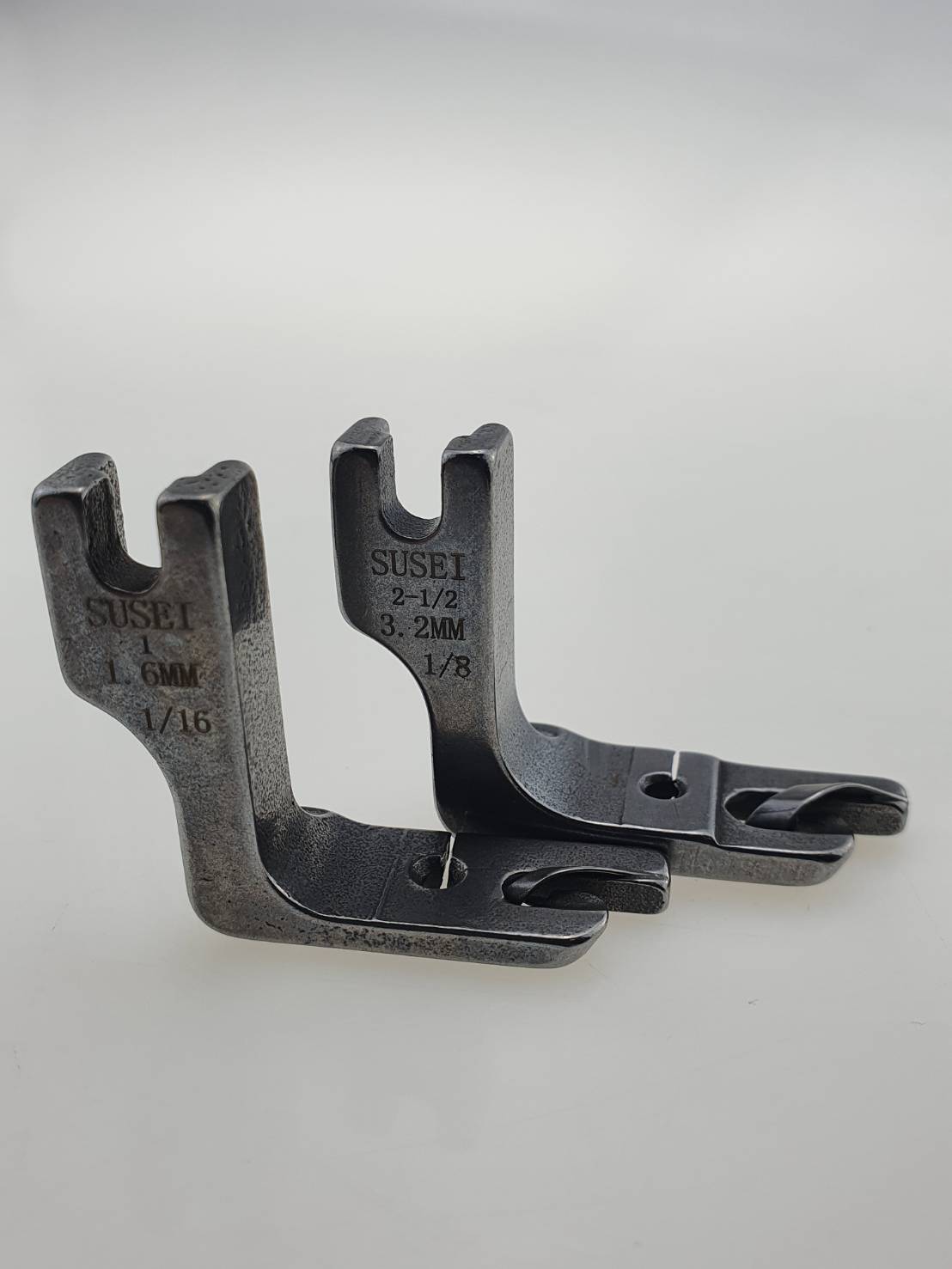 ตีนผีม้วนริม (ของแท้) ใช้สำหรับงานม้วนต่างๆ วัสดุแข็งแรง ทนทาน