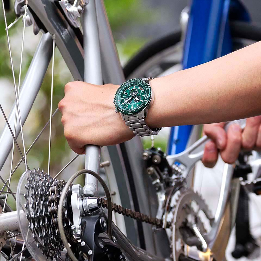 Citizen CB5004-59W นาฬิกาผู้ชาย Promaster Radio-Controlled Eco-Drive Men's Watch