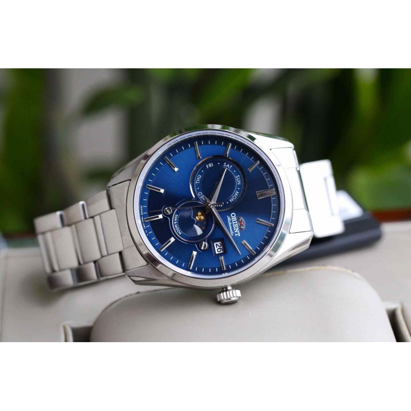 Orient RA-AK0303L10B นาฬิกาผู้ชาย Automatic Sun and Moon Men's Watch