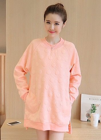 ชุดเดรสคลุมท้อง แขนยาว ผ้าหนาสีโอลโรส มีปุ่ม Dot ใหญ่ในตัวผ้า