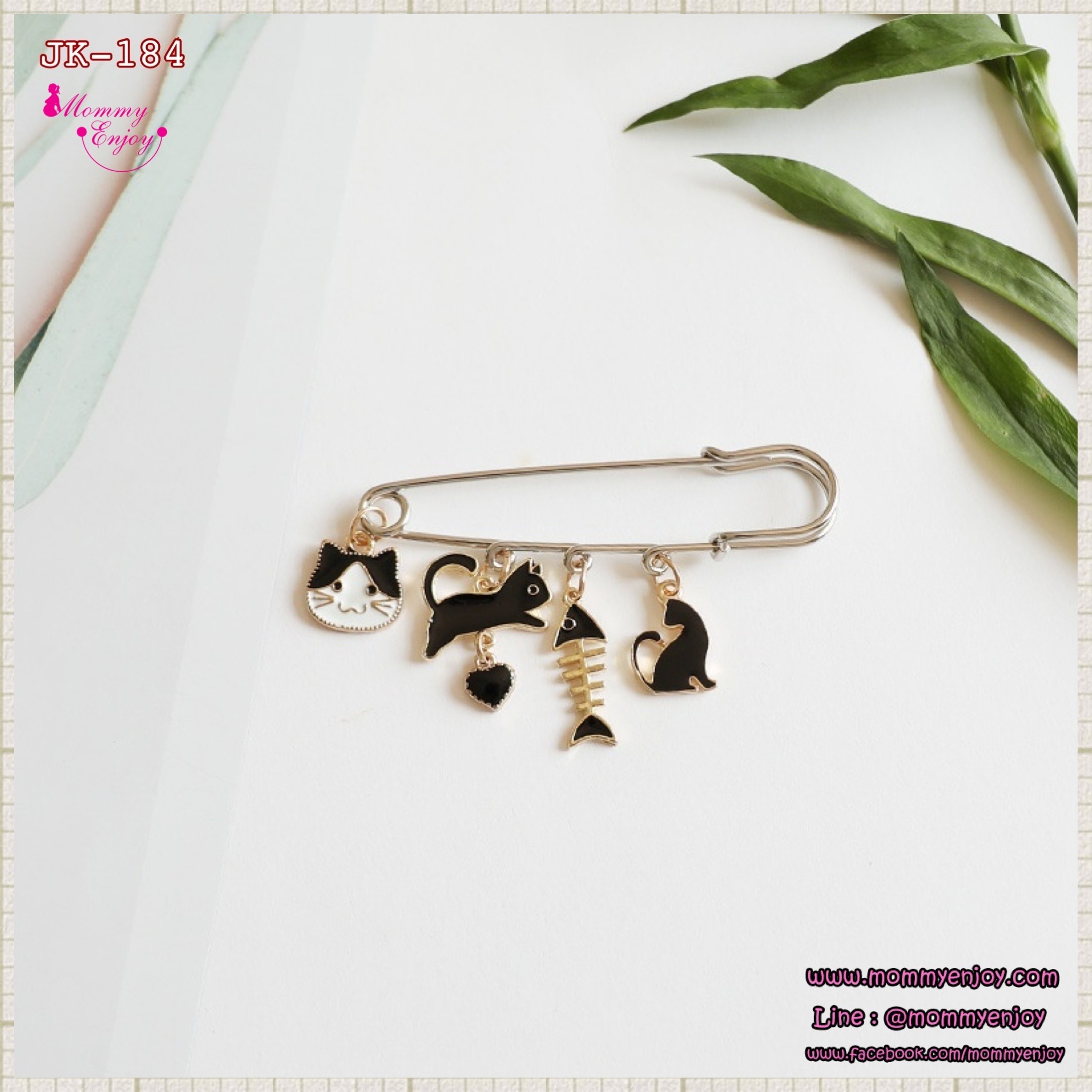 เข็มกลัดติดชุด เข็มกลัดคนท้อง ติดเพื่อความสวย หรือติดเพื่อความเชื่อก็ได้ น่ารักลงตัว เซตแมวน้อย