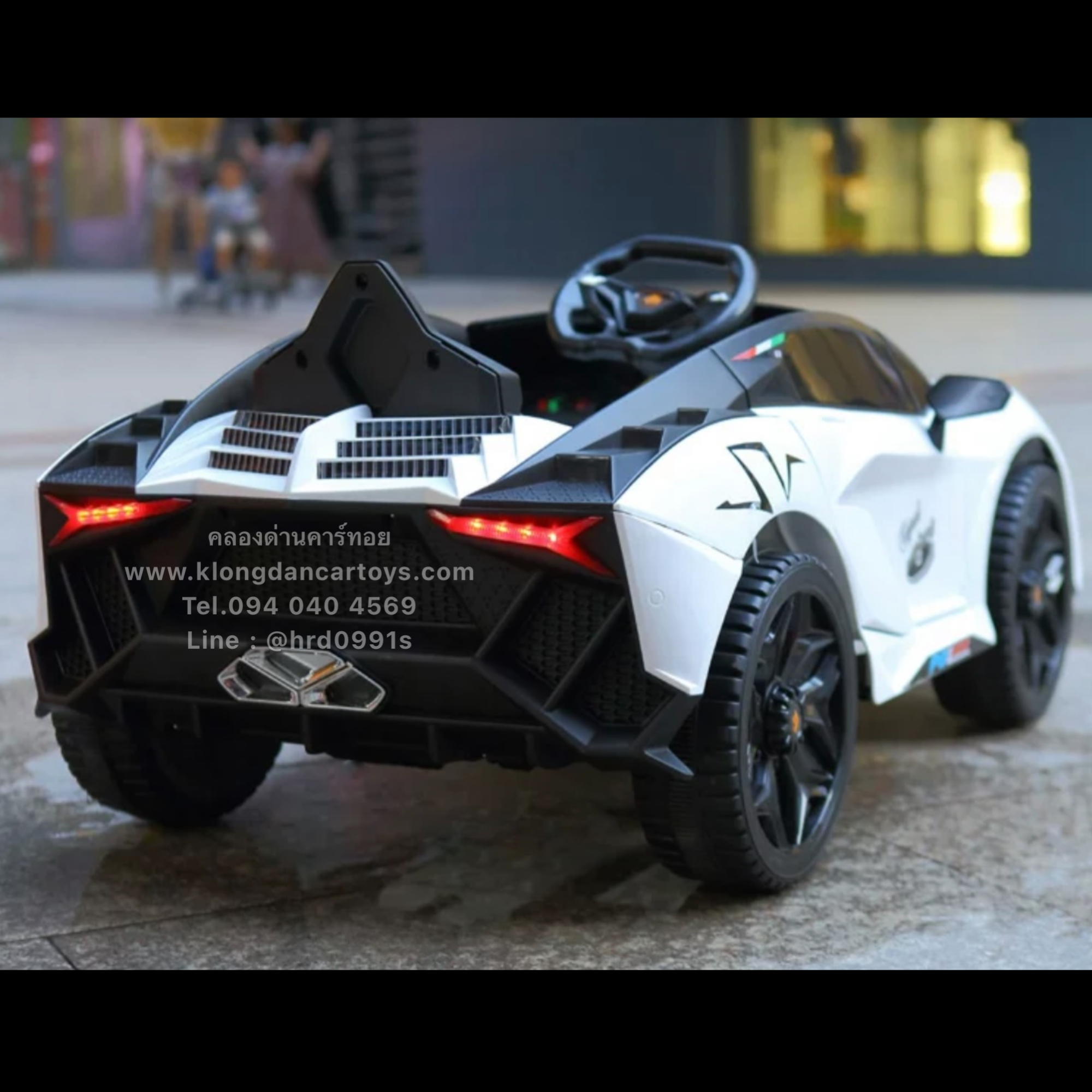 รถเด็กแบตเตอรี่แลมโบกินีสปอต(บังคับบนมือถือได้,2มอเตอร์, 2แบต12V, ออกตัวสมูท, โยกสไลด์ได้, เล่นบลูทูธ USB AUXได้, มีรีโมทบูลทูธ, มีโช้ค, เปิดประตู)
