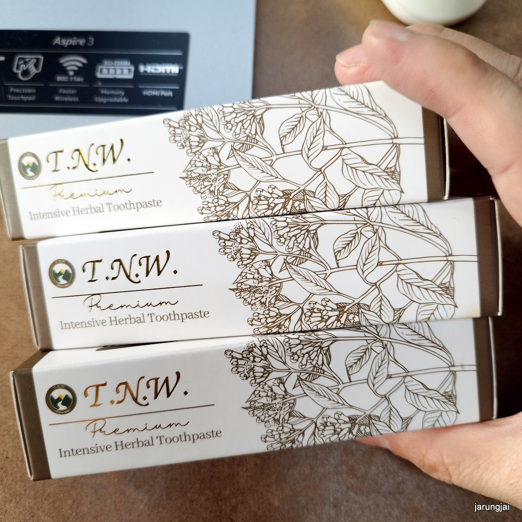 ยาสีฟันสมุนไพร T.N.W ขนาด 25 กรัม ยาสีฟันจิ๋วแต่แจ๋ว ยาสีฟันดูแลสุขภาพเหงือกและฟัน ยาสีฟัน TNW