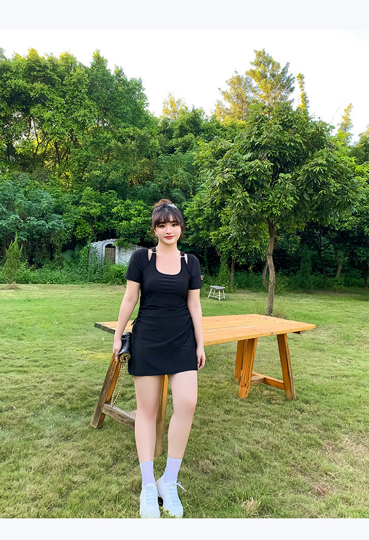 ชุดว่ายน้ำไซส์ใหญ่ 5xl พร้อมส่ง :ชุดว่ายน้ำคนอ้วน ชุดเที่ยวทะเลสีดำแต่งสายที่บ่า มีสายรูดข้างชุด มาพร้อมกางเกงขาสั้นแบบสวย น่ารักมากๆจ้า:รอบอก40-48นิ้ว เอว36-46นิ้ว สะโพก36-48นิ้ว