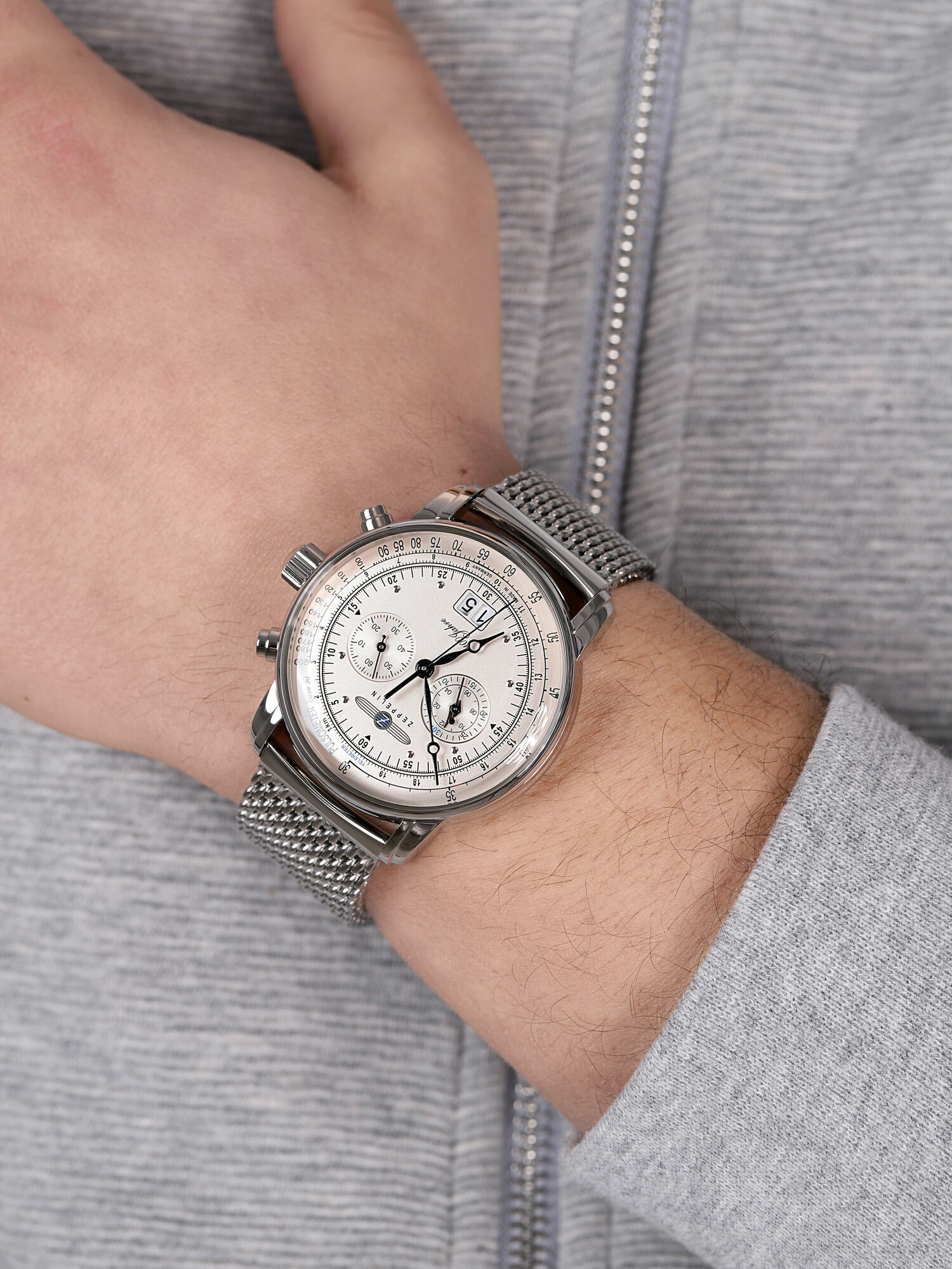 Zeppelin 7690M-1 นาฬิกาผู้ชาย Big-Date Chrono Quartz Men's Watch