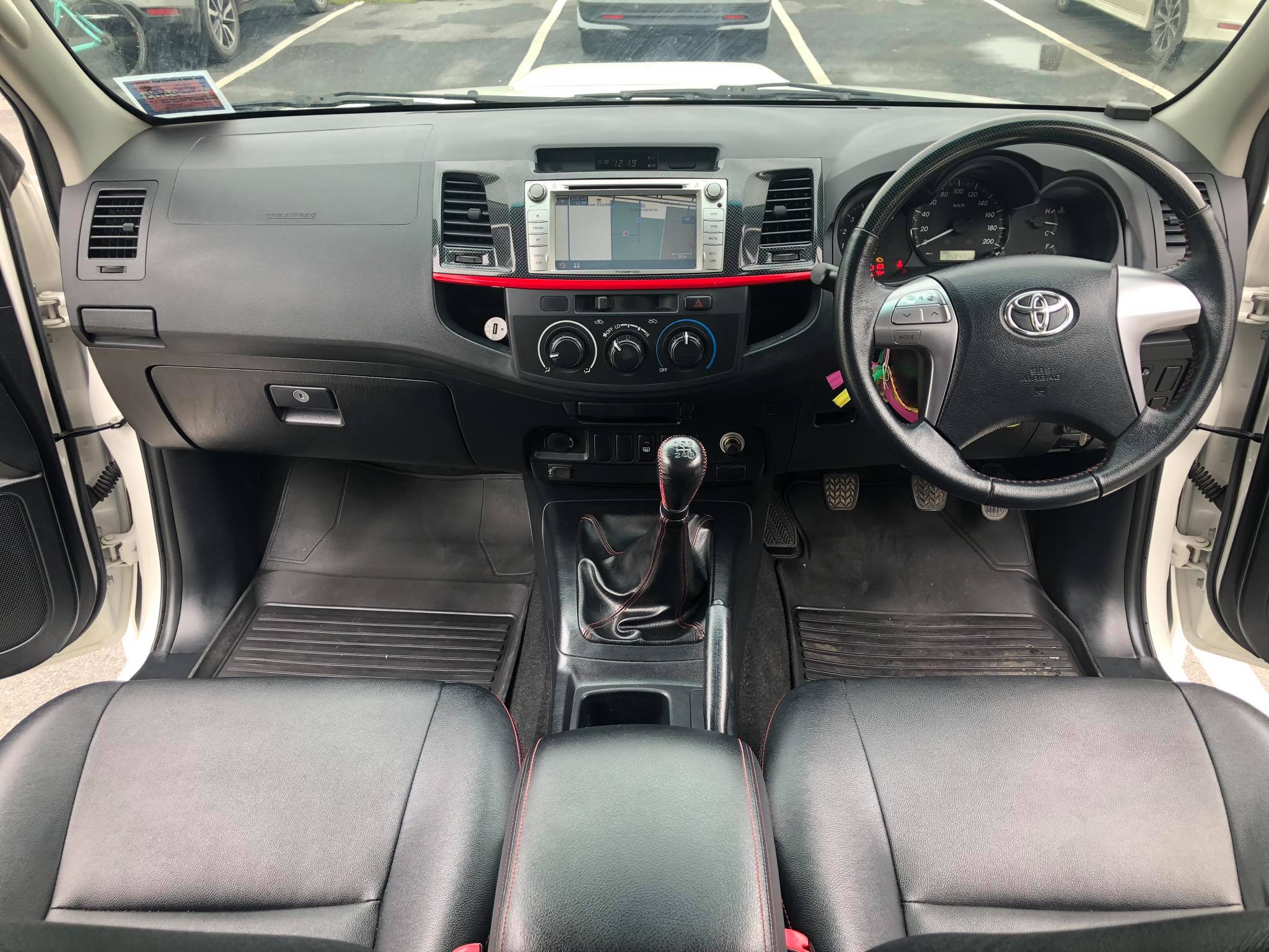 Toyota Vigo Champ 2.5E PRERUNNER DOUBLE CAB TRD SPORTIVO MT 2014