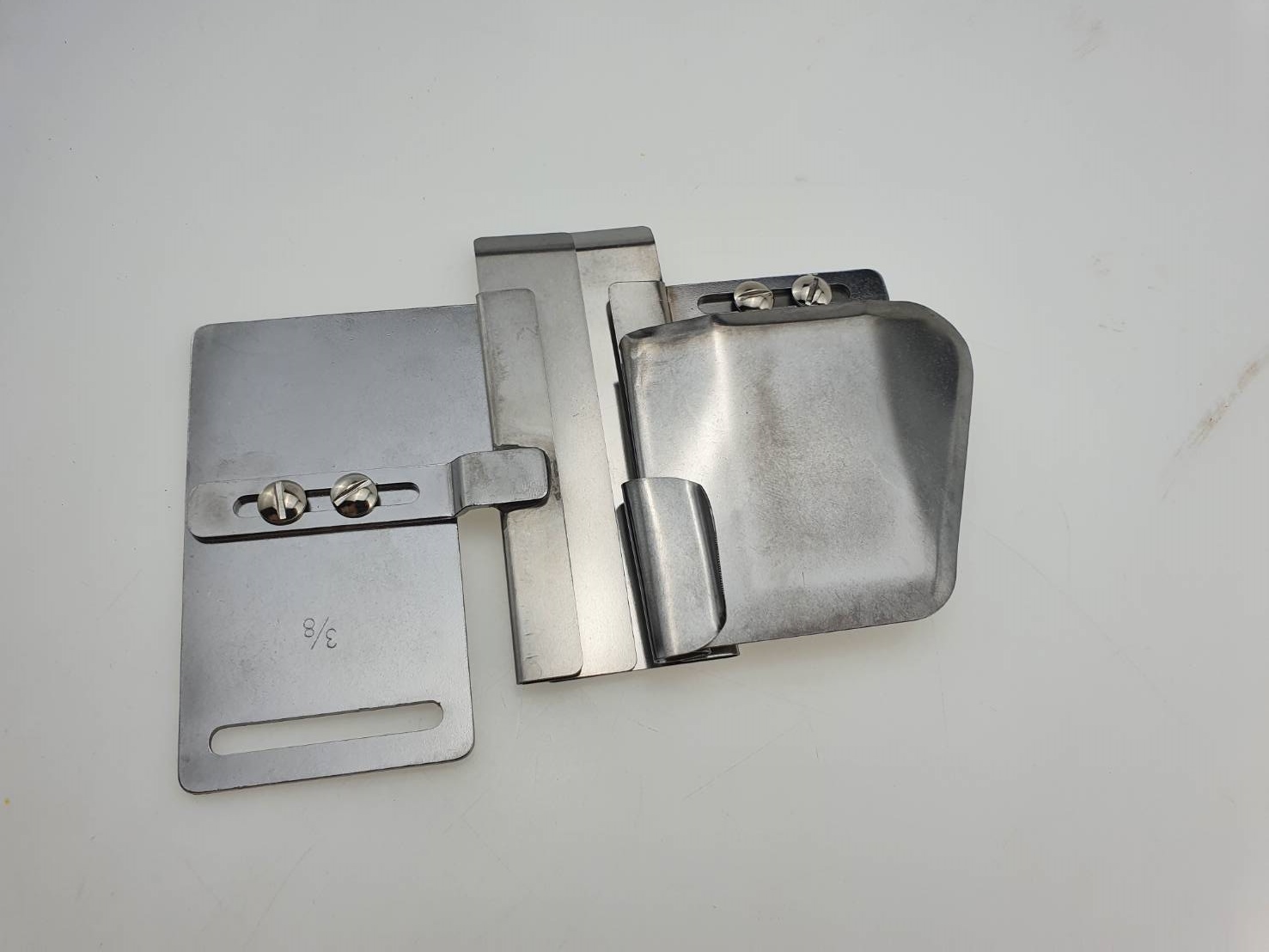 ซองเย็บซิบสำหรับงานเย็บซิบกระเป๋า ต่อผ้ากับซิบใช้งานง่ายสะดวกมาก สามารถปรับซ้ายขวาได้