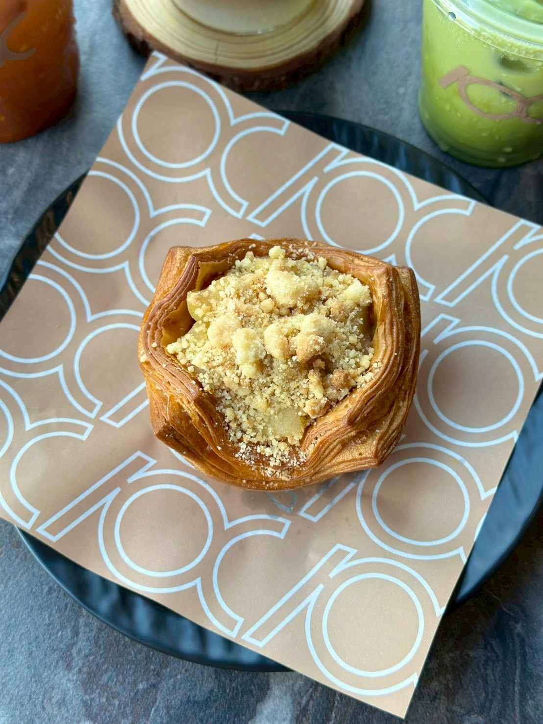 ผลงานกระดาษรองขนม