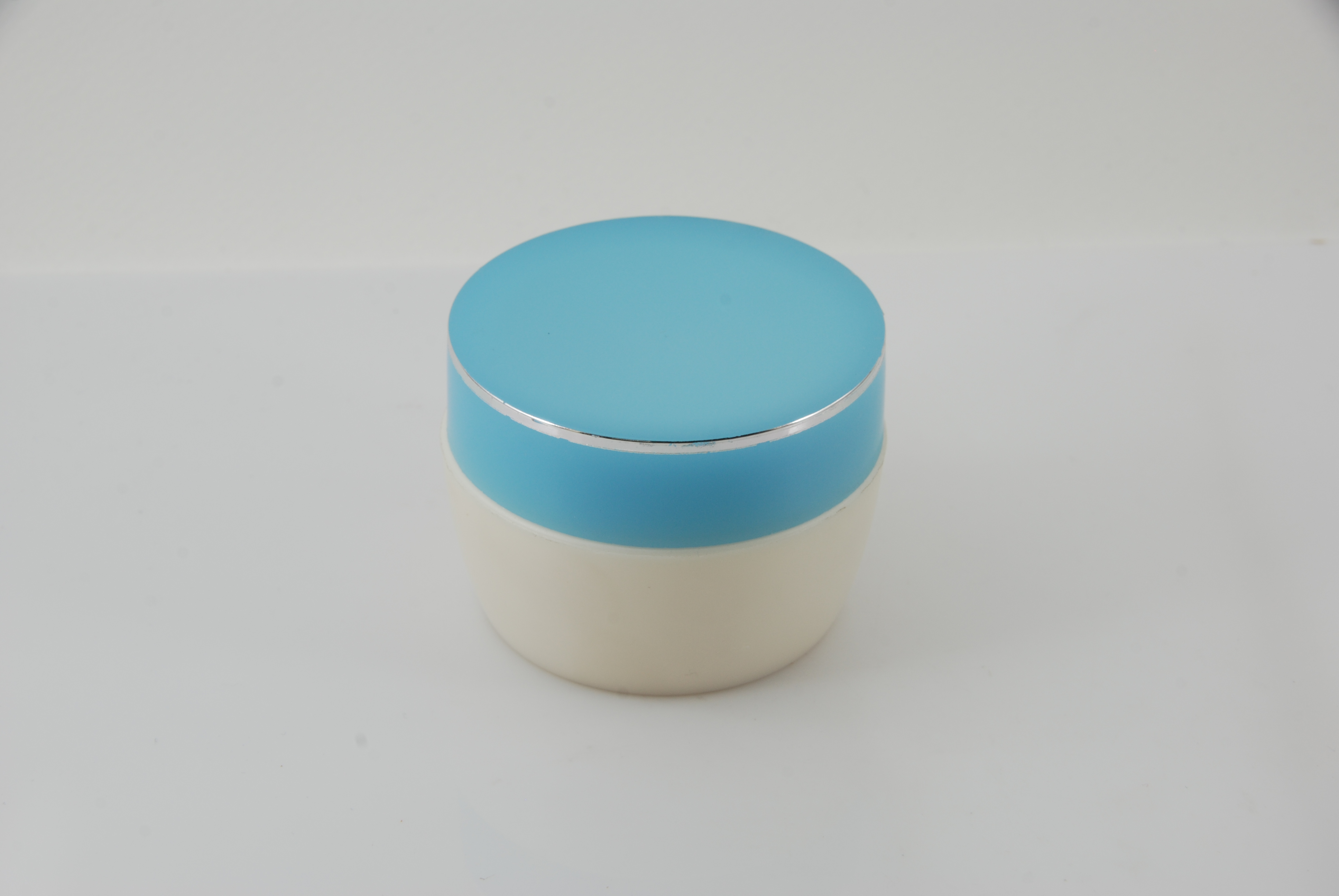 กระปุกครีม (R278) 30 กรัม สี ฟ้า-ขาว แพคละ 4 ใบ