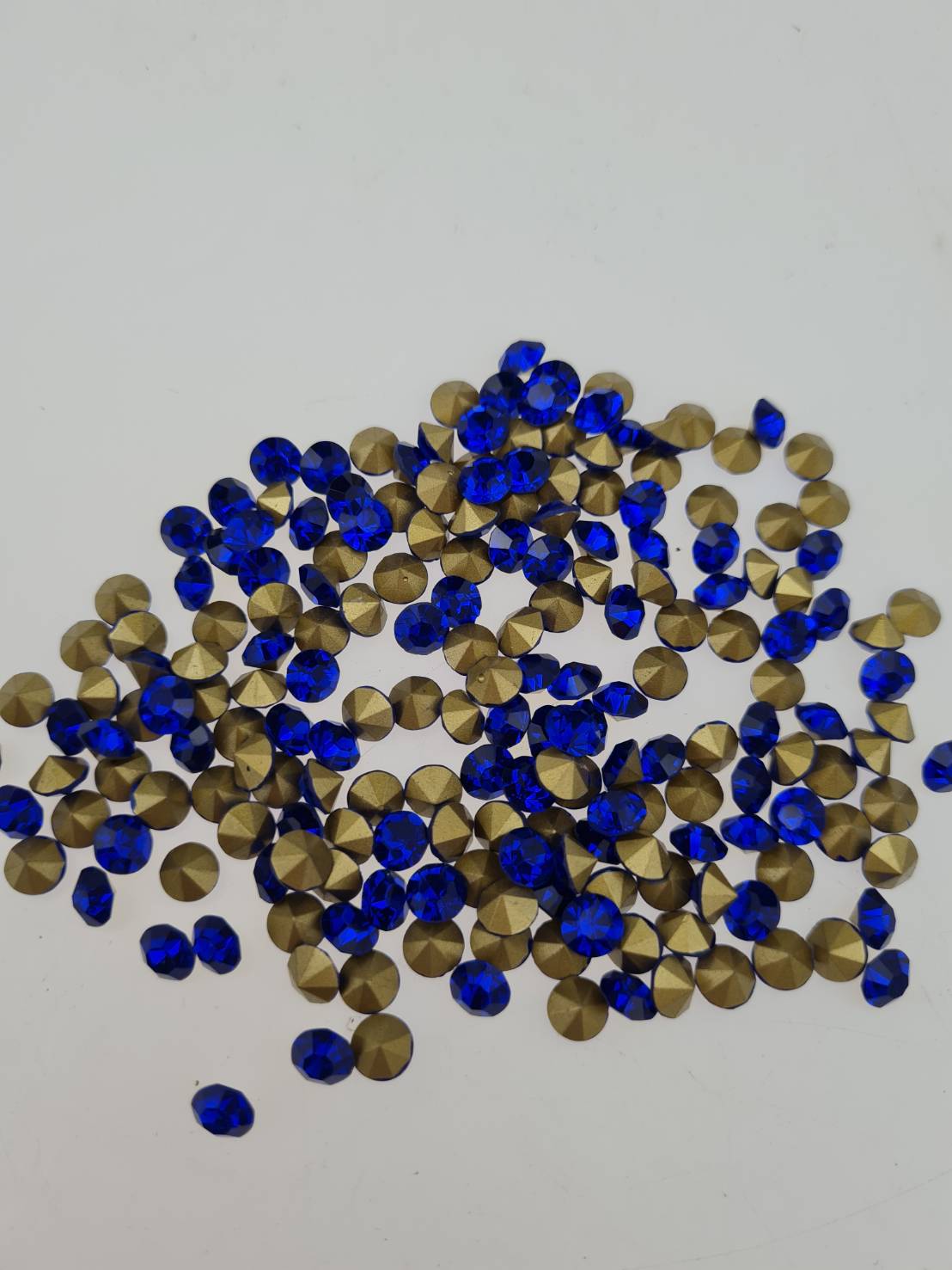 เพชรคริสตัลก้นแหลมขนาด 6.5มิลลิเมตร (SS30) เพชรคริสตัลสำหรับงานเครื่องประดับ Crystal