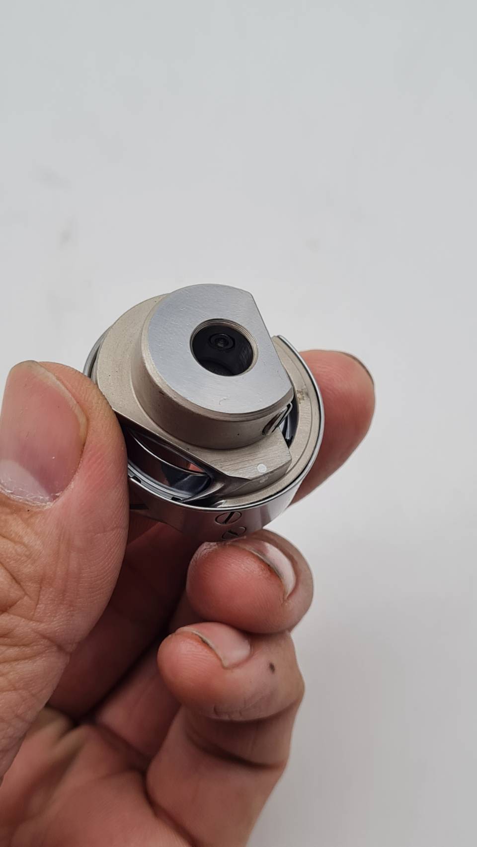 โรตารี่จักรเย็บผ้าอุตสาหกรรมของแท้ สำหรับงานผ้าบาง DHS-73.94Bใช้งานดีด้ายไม่กระโดด ติดตั้งได้ง่าย