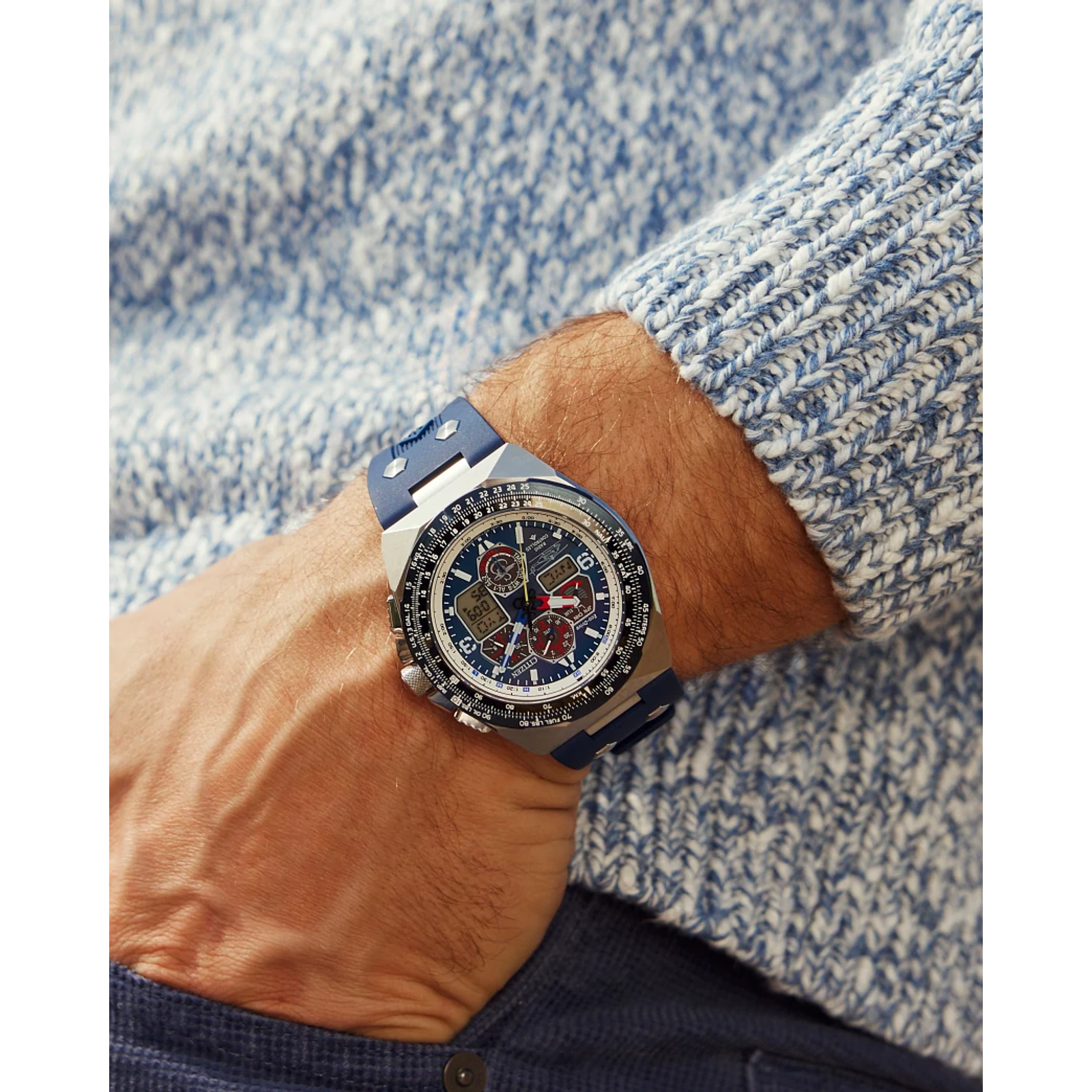 Citizen JY8156-00L นาฬิกาผู้ชาย SPECIAL EDITION Promaster Sikorsky Atomic Timekeeping Eco-Drive Men's Watch