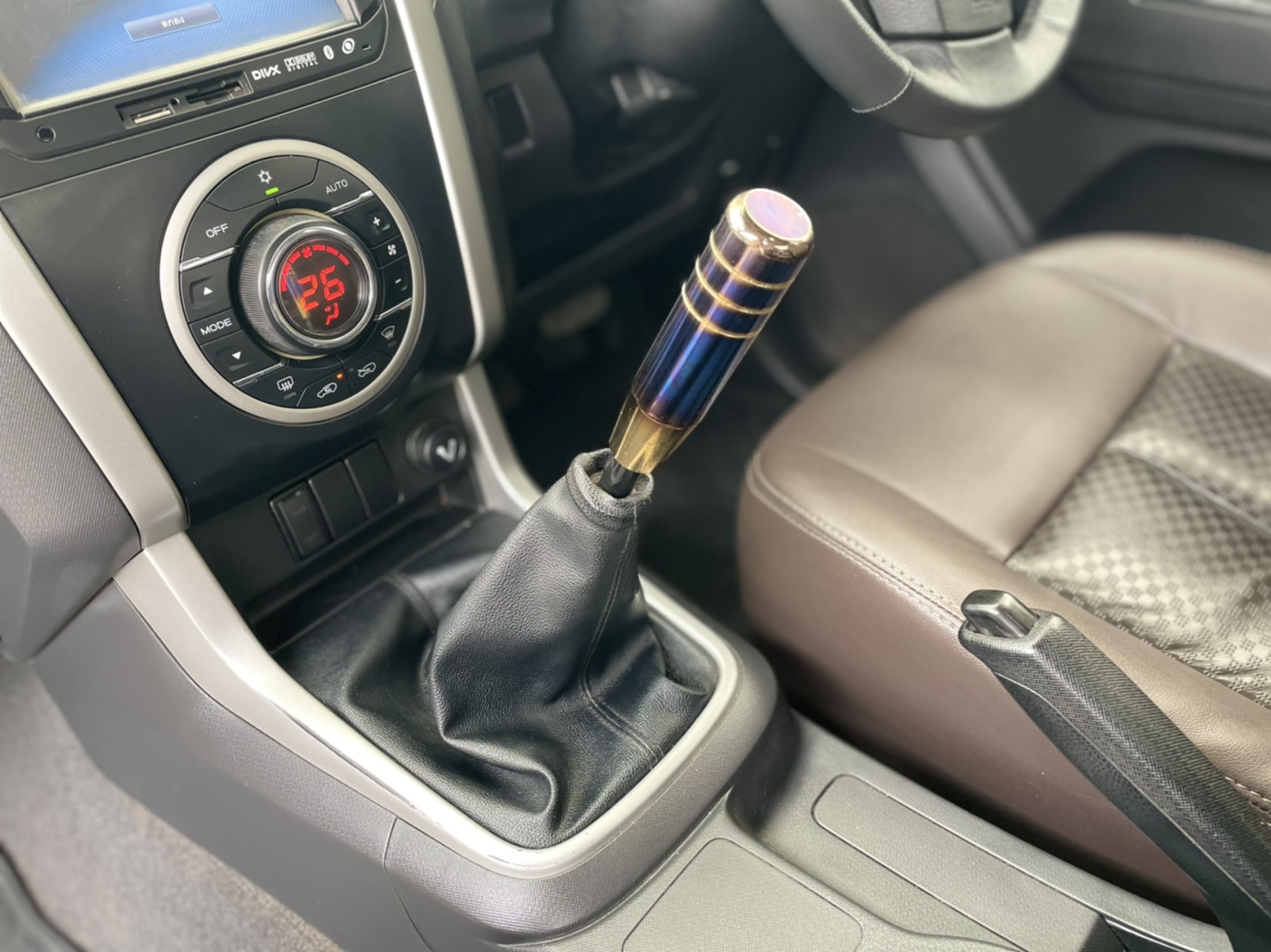 Isuzu D-max Hilander 3.0Z Prestige DDI VGS Turbo MT 2013