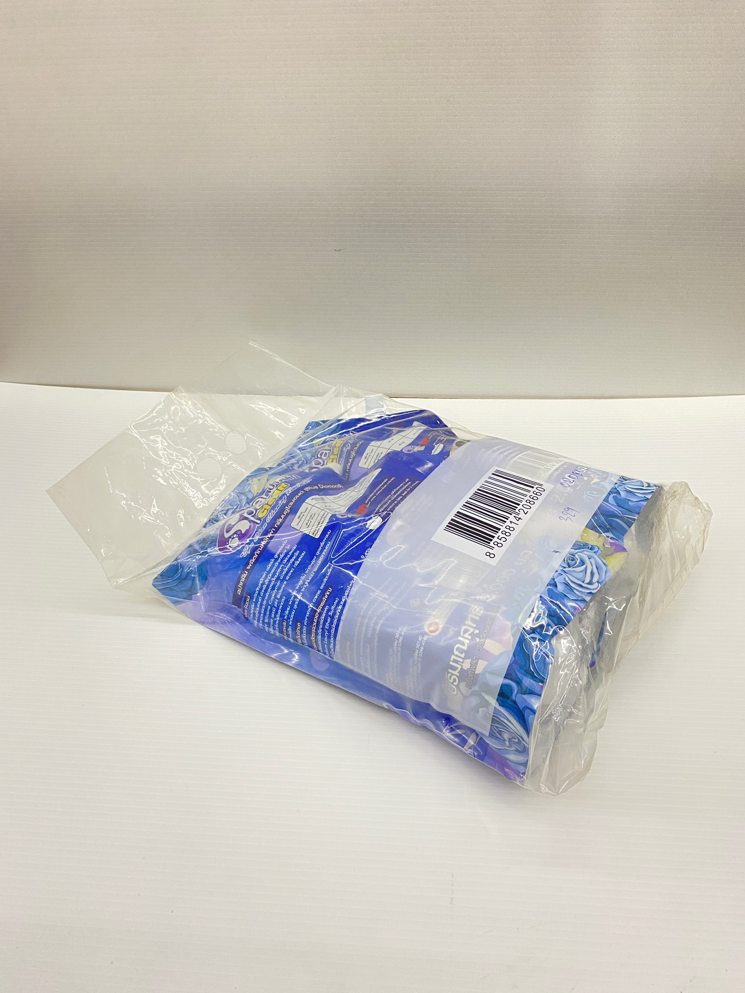 SpaClean สปาคลีน น้ำยาซักผ้า สูตรซักสะอาด ผ้าไม่ซีด ขนาด 2000 มล. กลิ่น บลูไดมอนด์ (แพ็ค 1 แถม 1) ของแท้100%