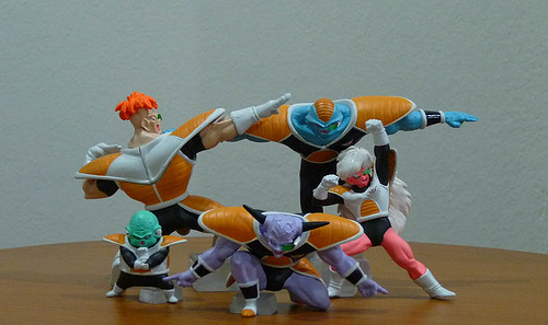 กาชาปอง 200 เยน หน่วยรบกีนิว