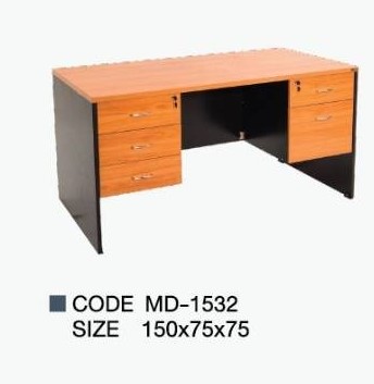 โต๊ะทำงานเมลามีน MD-1532 เชอรรี่ดำ