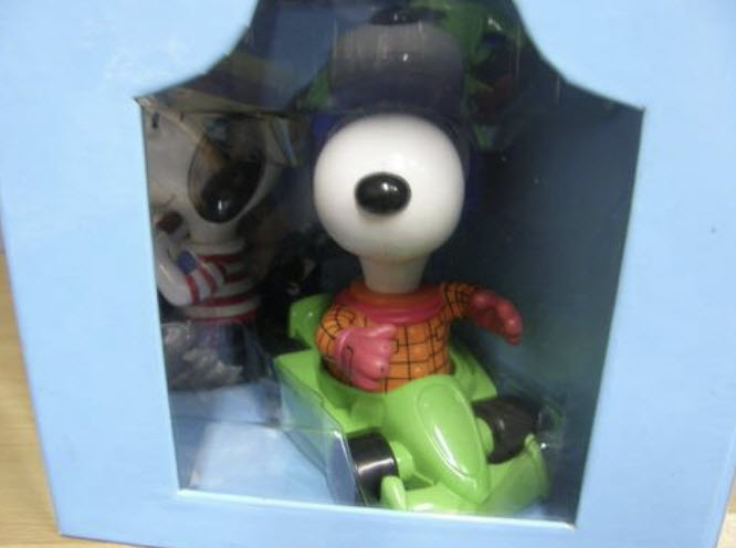 โมเดลสนูปปี้ (Snoopy) 6 แบบ ขนาด 7 นิ้ว (McDonalds)