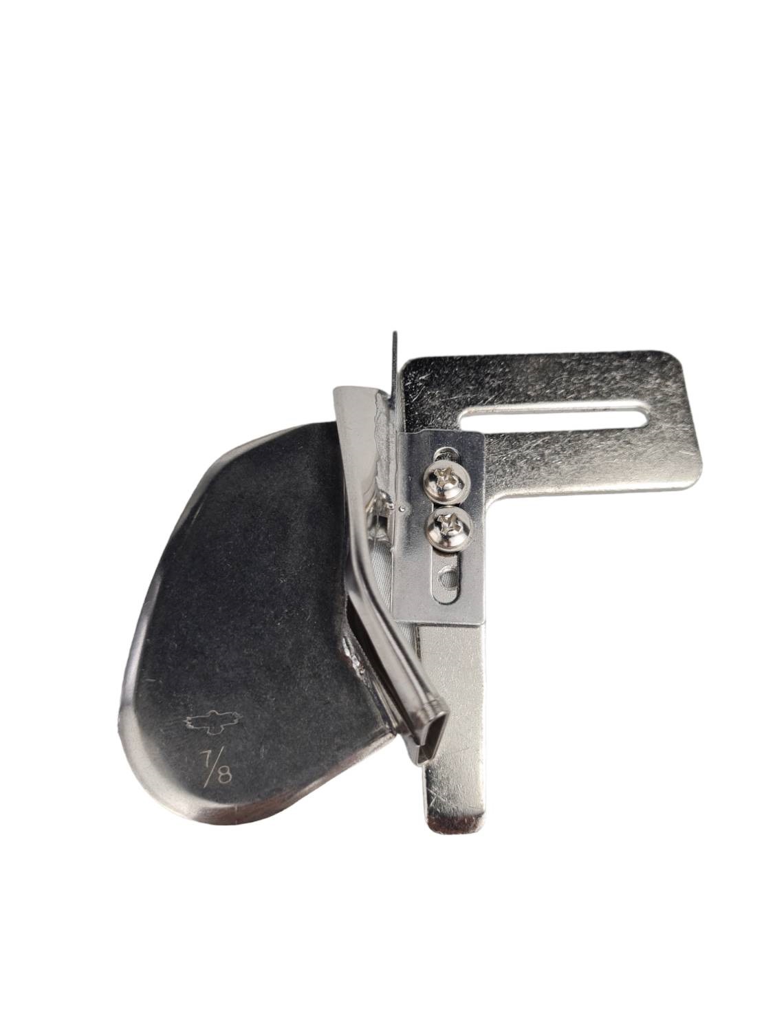 ซองกุ้น ซองกุ๊น Sewing binder สำหรับจักรอุตสาหกรรมเข็มเดี่ยวและจักรตีนกะกุย (DY)สำหรับการกุ๊นขอบผ้าแบบพับครึ่ง ไม่เปลี่ยนฟันจักรติดตั้งง่าย