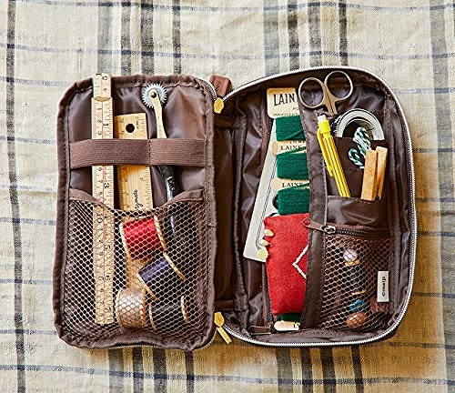 [พร้อมส่ง] กระเป๋าใส่เครื่องสำอาง ทรงช็อคโกแลต ฉลองครบรอบ 95 ปี เมจิช็อคโกแลตญี่ปุ่น นำเข้าจากญี่ปุ่น Meiji Milk Chocolate Pouch Book Bag 明治ミルクチョコレート 95th Anniversary マルチポーチ BOOK (バラエティ)