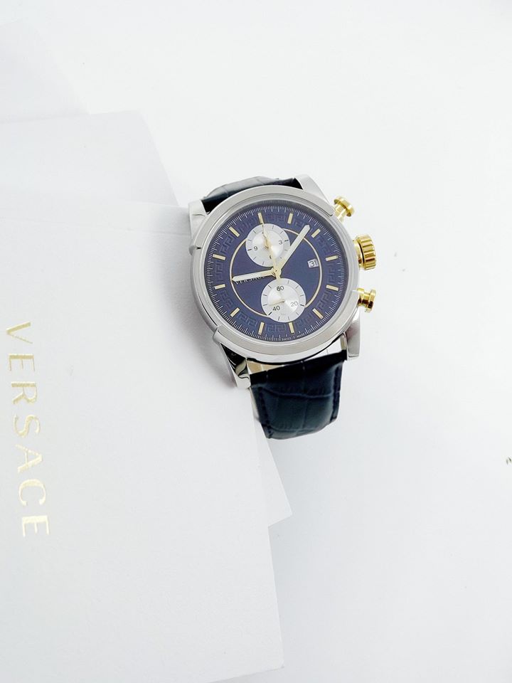 Versace VEV400219 นาฬิกาผู้ชาย Urban Chronograph Quartz Swiss Made Men's Watch