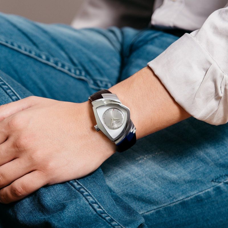 Hamilton H24515581 นาฬิกาผู้ชาย VENTURA AUTO Men's Watch