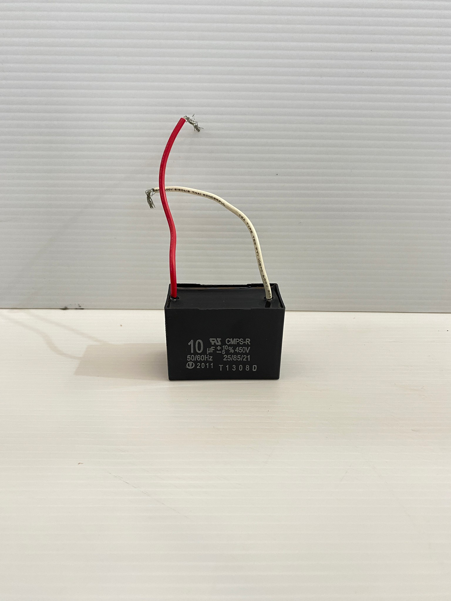 คาปาซิเตอร์ 10uF 450v. (คอนเดนเซอร์) ปั๊มมิซซูบิชิ 450w 10MFD