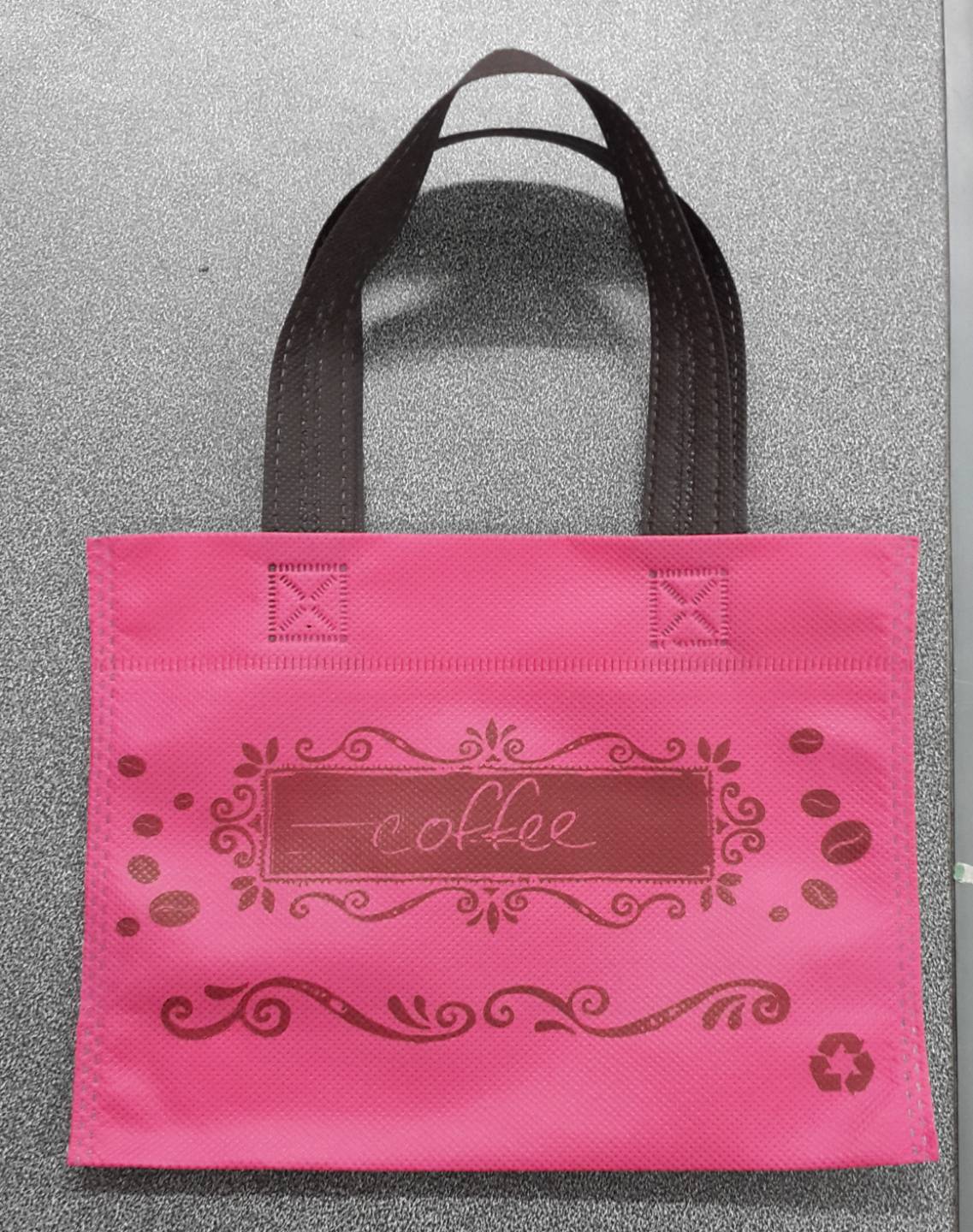 ถุงผ้าสปันบอนด์ ใส่กาแฟ ใส่ขนม งานช๊อต ขนาด กว้าง9" สูง7" ขยายก้น3" (50ใบ/แพ็ค)