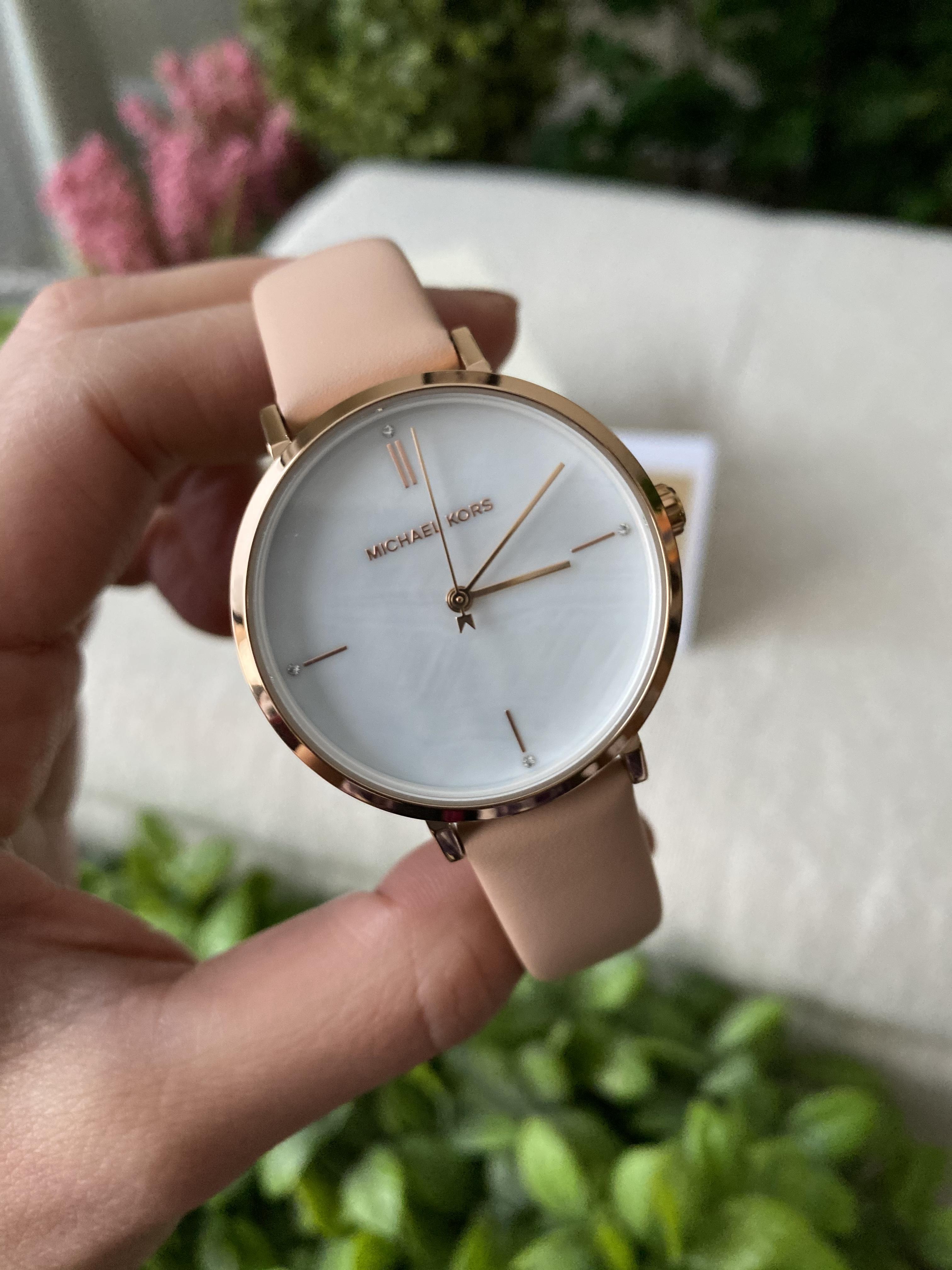 นาฬิกา Michael Kors MK7106 Jayne Blush Leather สายหนังสีนู้ดชมพู