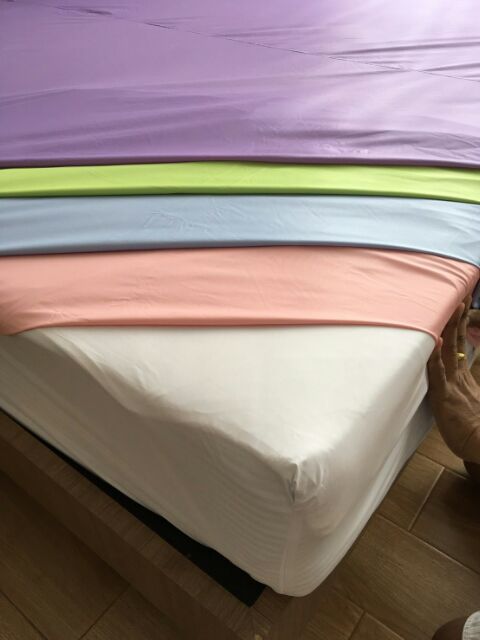 เกรด A เซตคู่ ผ้าปูที่นอนและปอกหมอนหนุน 1 ใบ กันฉี่ กันน้ำ กันเปื้อน รุ่นใหม่ ไม่เย็บต่อกลาง