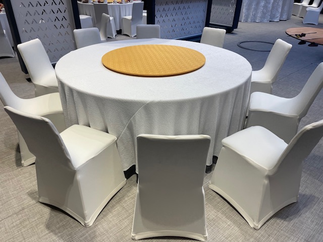 Trp. Trp.ทีอาร์พี ชุดโต๊ะกลม 20 ที่นั่ง พร้อมชุดจานหมุนอาหาร และ ฐานรองหมุนไฟฟ้าถ่านชาร์ทรีโมท