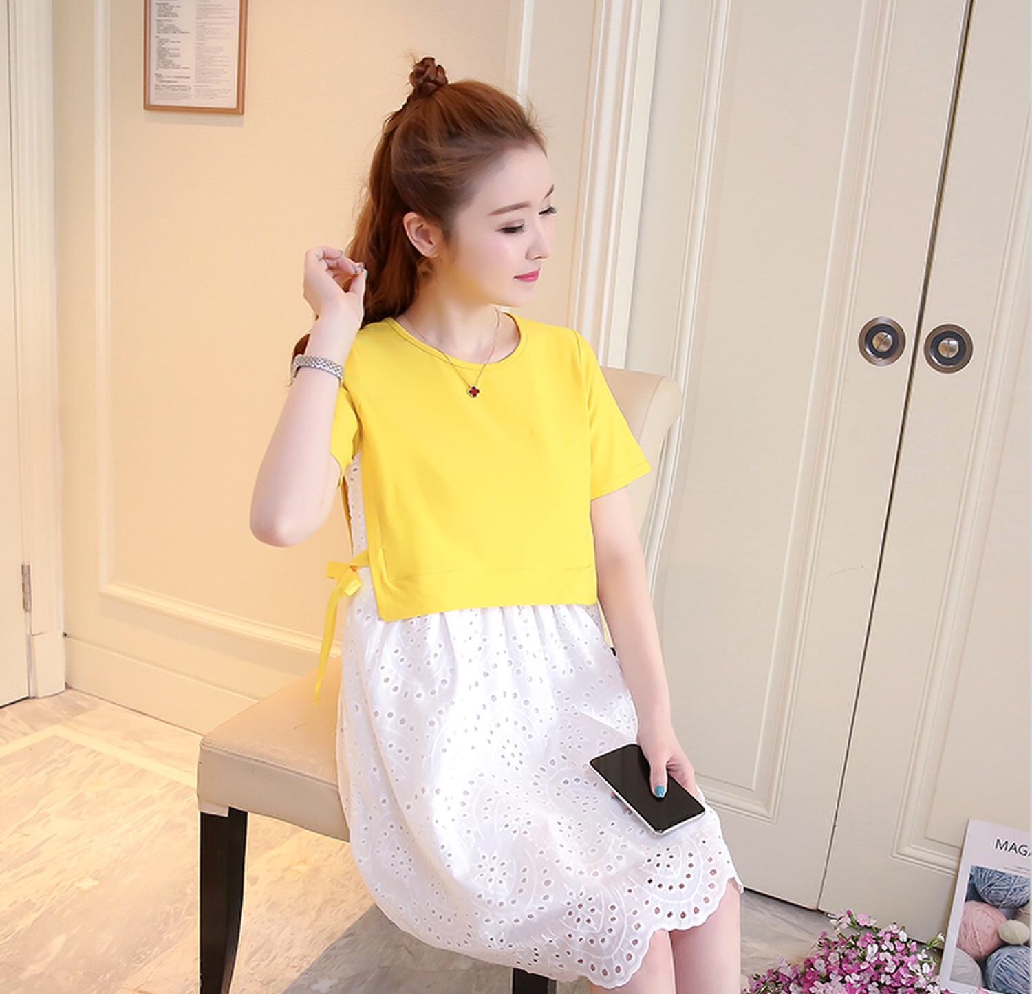 เดรสคลุมท้องแฟชั่น ช่วงบนเป็นผ้าContton นิ่ม ด้านล่างเป็นลูกไม้ ผูกข้าง เปิดให้นมแนวนอน M,L,XL,XXL