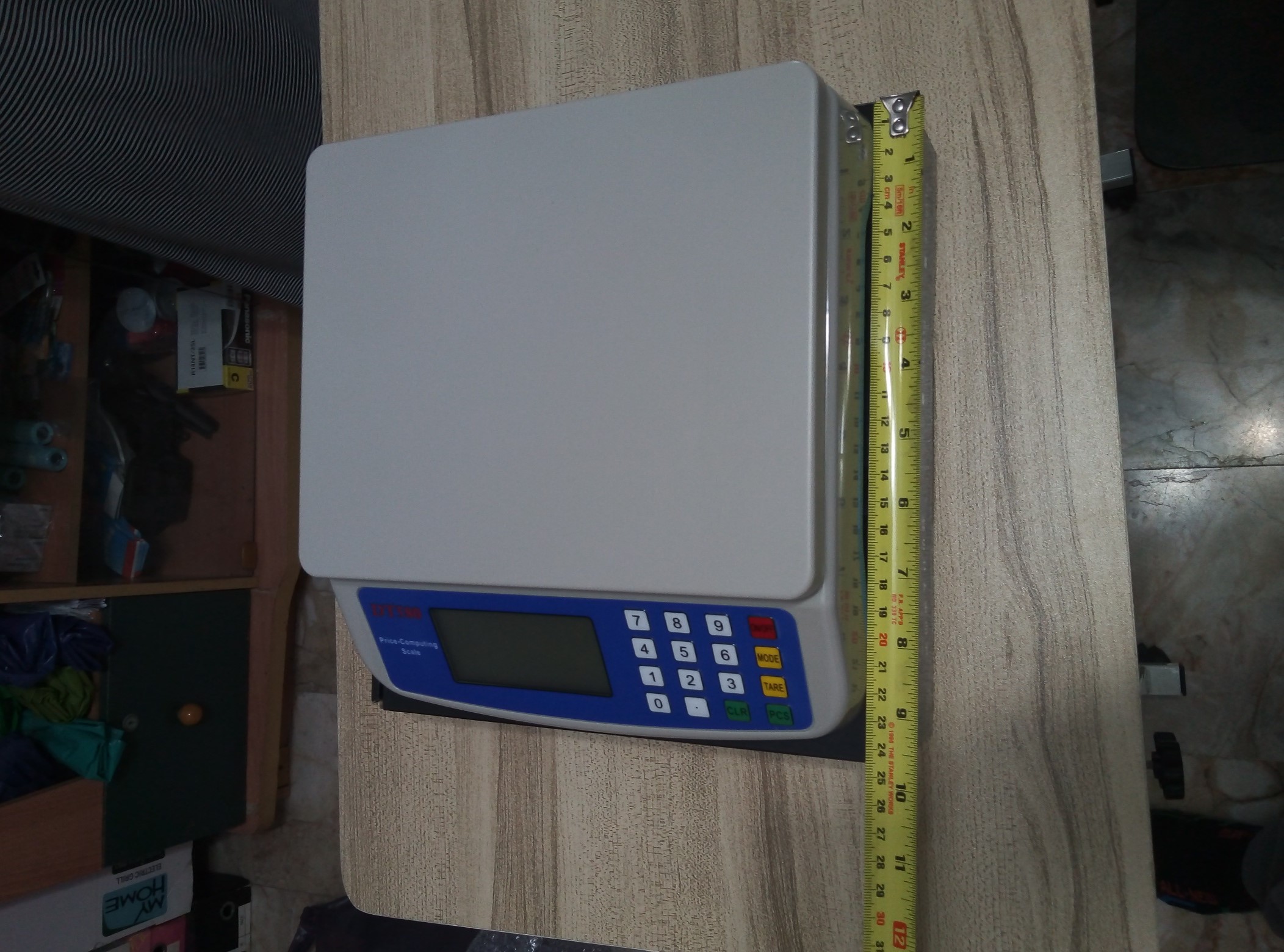 เครื่องชั่งน้ำหนักดิจิตอล DT-580 จอ LCD คมชัด ใช้ในครัวเรือน ร้านค้า โรงงาน ตัดน้ำหนักภาชนะออกได้ แบบคำนวณราคาได้ เครื่องชั่งดิจิตอล ชั่งได้สูงสุด 30Kg ตาชั่ง เครื่องชั่ง เบเกอรี่ กิโล ดิจิตอล