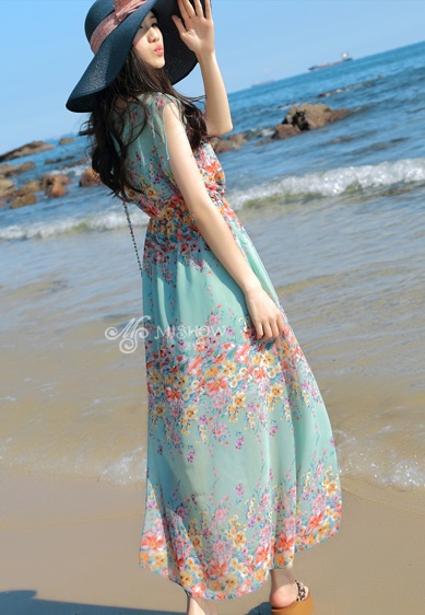 เสื้อผ้าแฟชั่นผู้หญิงพร้อมส่ง : เดรสสีเขียวแฟชั่น แต่งลายดอกไม้ สีสดใสน่ารักมากๆจ้า