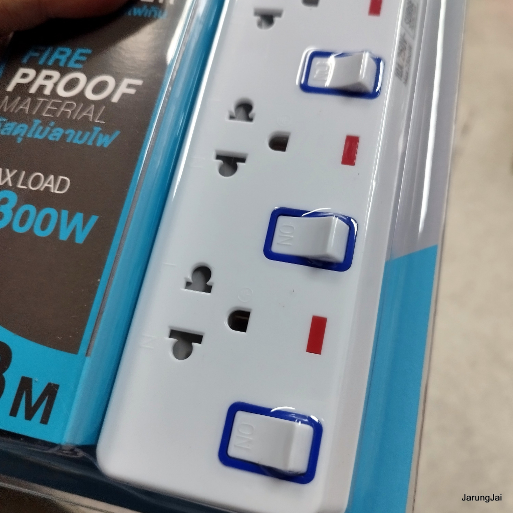 ปลั๊กพ่วง toshino 4 ช่อง สาย 3 เมตร max load 2300w ปลั๊กพ่วงศรีสะเกษ