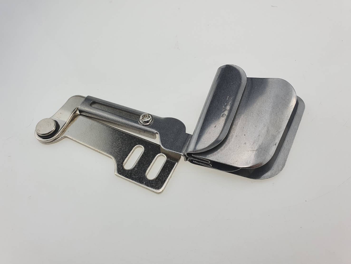 ซองเย็บประกบผ้าสองชิ้นสำหรับจักรอุตสาหกรรมเข็มเดี่ยวใช้ทำสายกระเป๋า เย็บหมอน