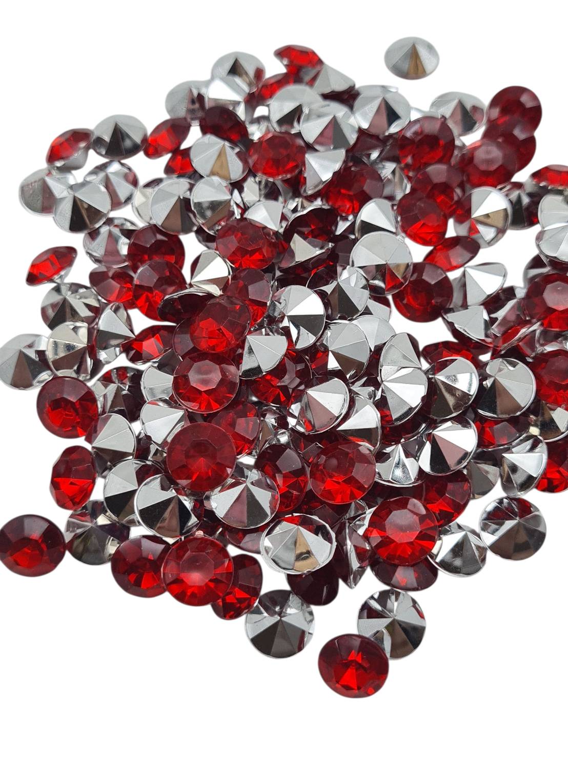 พลอยแดง อะคริลิคก้นแหลม สำหรับประดับองค์พระแก้วโรงหล่อพระ หรือ วัด ติดตั้งกับงานเครื่องประดับ ต่างๆ