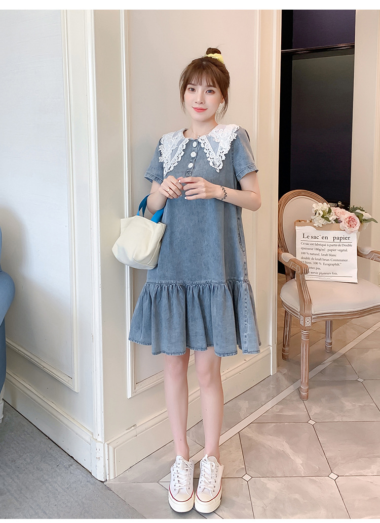 เดรสคลุมท้องแฟชั่น ผ้ายีนส์เนื้อนิ่ม คอปกลูกไม้ฉลุ กระดุมแกะให้นมได้ น่ารักมากค่ะ ใส่ได้ถึงคลอด M L XL XXL