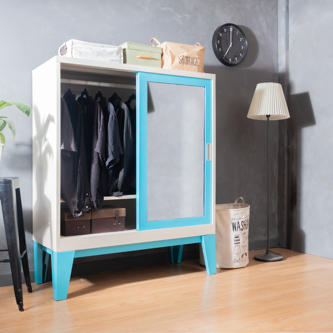 ตู้เสื้อผ้าบานเปิด