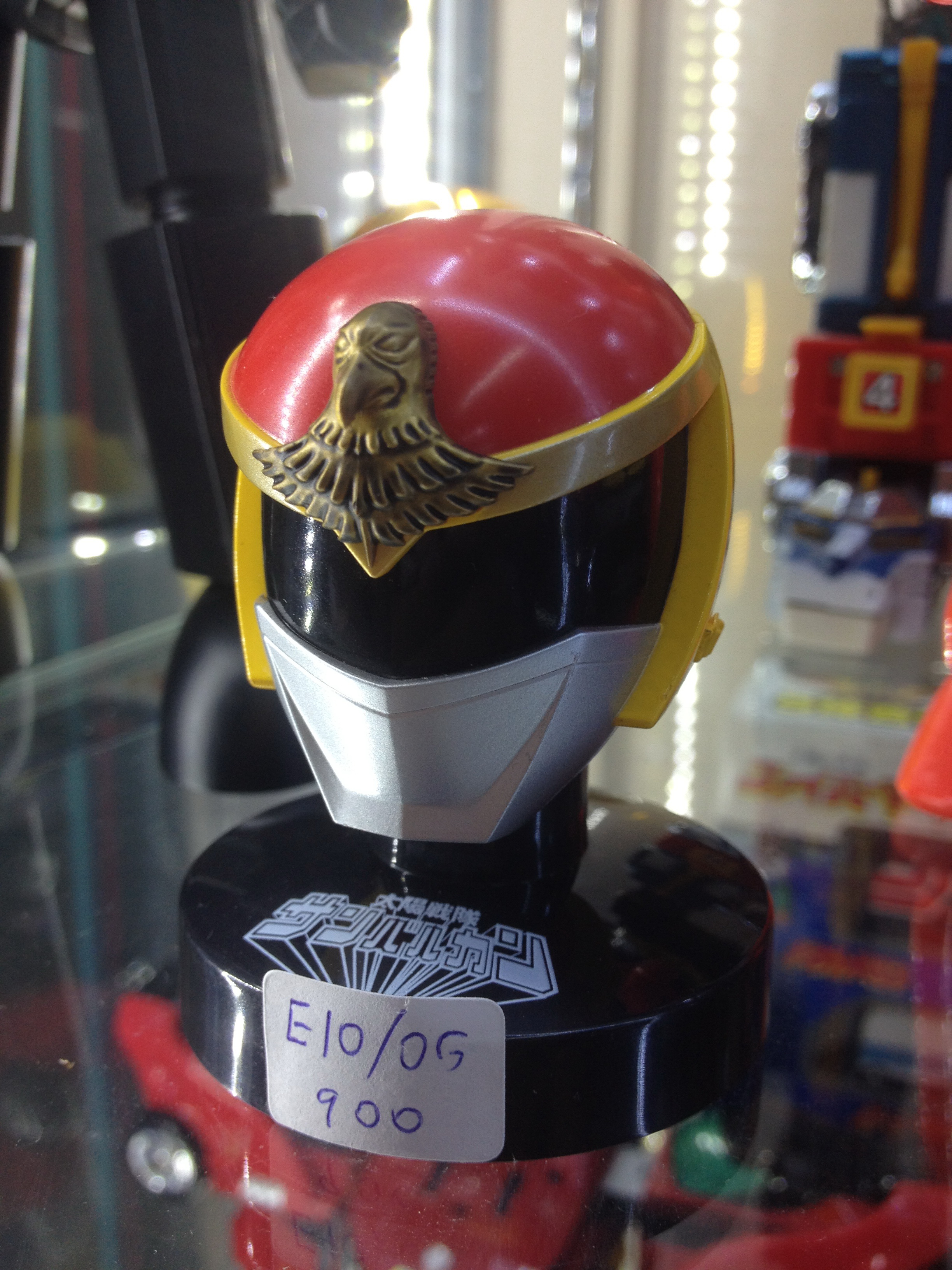 Bandai 1/6 Super sentai mask Collection - Red Eagle