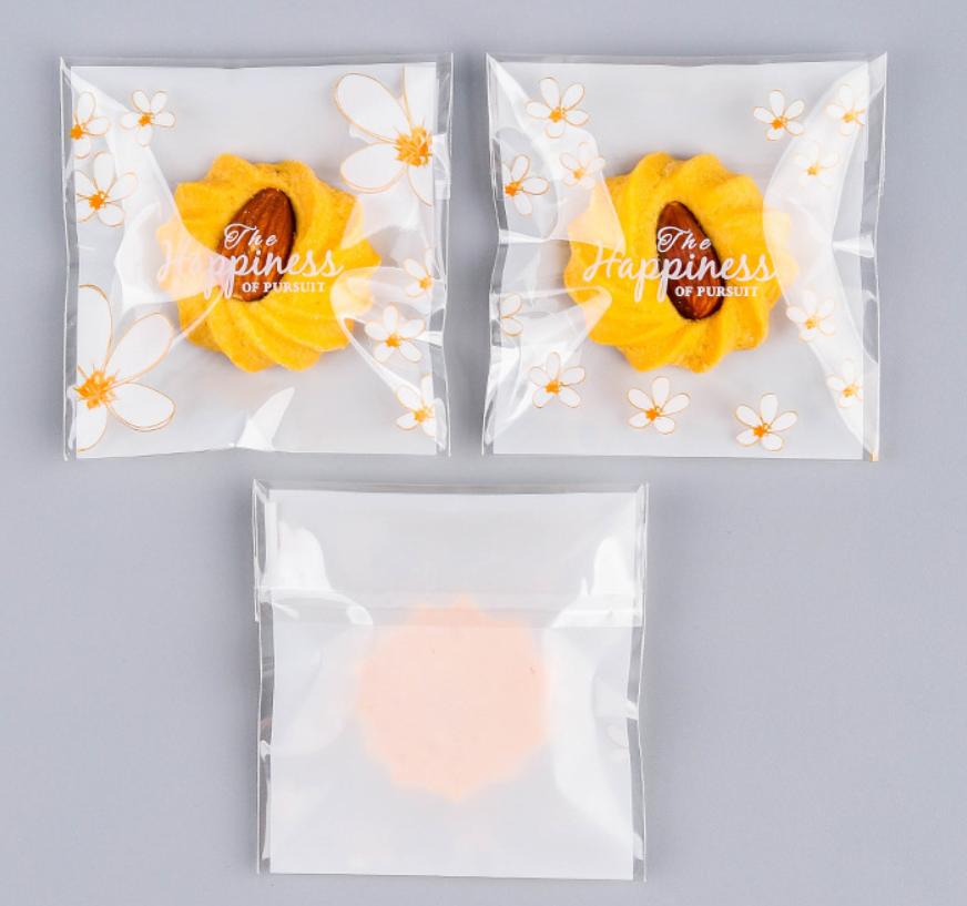 ถุงคุ๊กกี้ ฝากาว ขนาด 7x7 ซม.(ลายพิเศษสุด) จำนวน 95-100 ชิ้นต่อแพ็ค