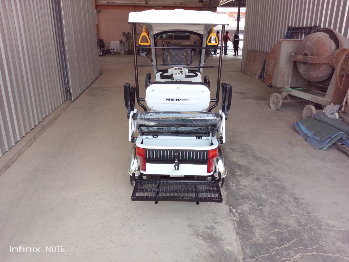 รถไฟฟ้า 4 ล้อ 4-5 ที่นั่ง รุ่น M-01T ยี่ห้อ CLP CAR ขับแฮนด์บิด