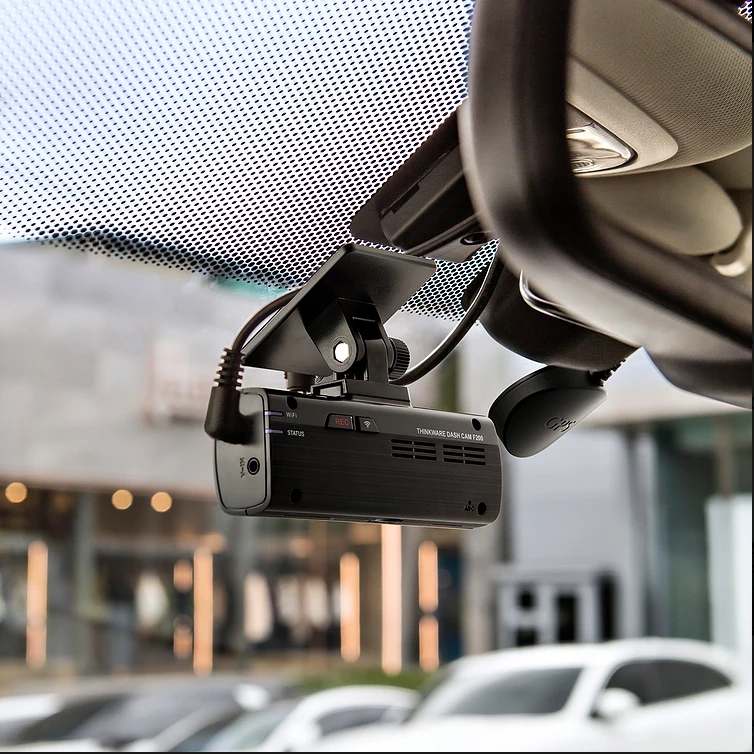 THINKWARE F200 กล้องติดรถยนต์หน้าหลัง WIFI.