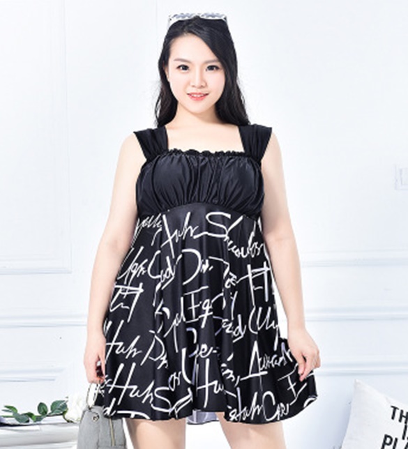 ชุดว่ายน้ำคนอ้วน พร้อมส่ง :ชุดว่ายน้ำไซส์ใหญ่แฟชั่นสีดำขาว แต่งลายอักษรสีขาว มีกางเกงขาสั้นใส่ด้านในแบบน่ารักมากๆจ้า:รอบอก42-52นิ้ว เอว36-46นิ้ว สะโพก40-54นิ้วจ้า