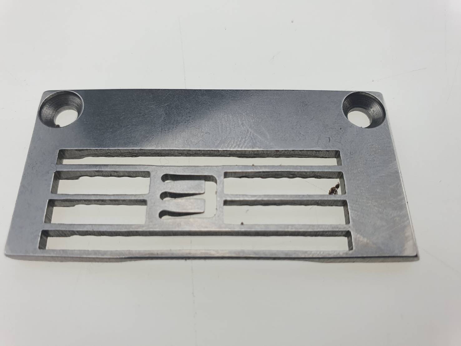 ชุดตีนผีจักรลา แป้นฟัน สำหรับจักรลาอุตสาหกรรม ระยะเข็ม 6.4 มิลลิเมตร