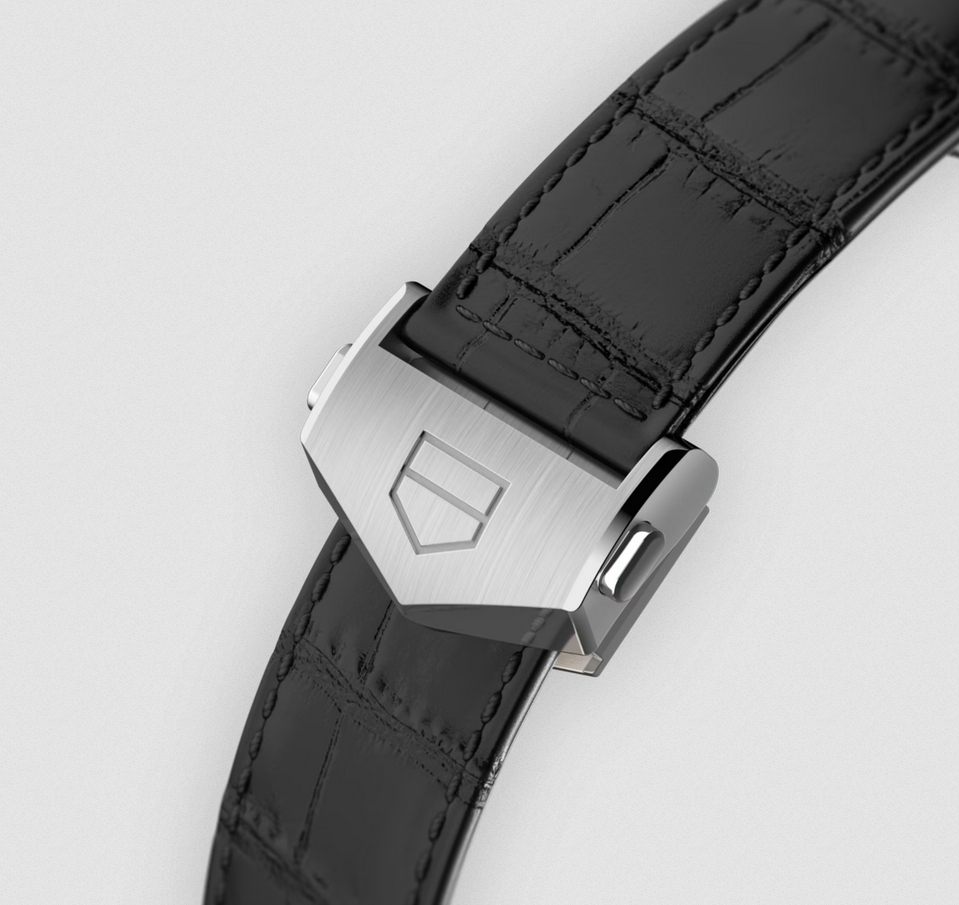 Tag Heuer CBN2A5A.FC6481 นาฬิกาผู้ชาย Carrera Automatic Chronograph 44m Men's Watch